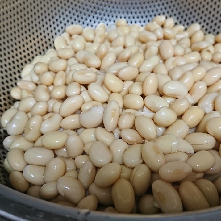 圧力鍋で簡単！大豆の水煮